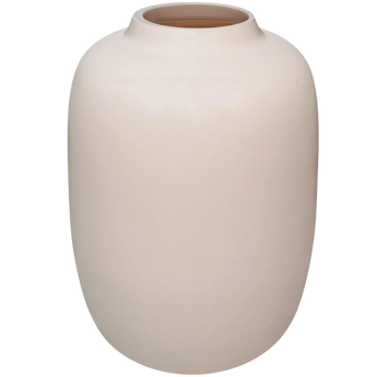 Een grote, gladde, glanzende, beige vaas van keramiek met een breed, rond lichaam en een kleine ronde opening aan de bovenkant, tegen een effen witte achtergrond.