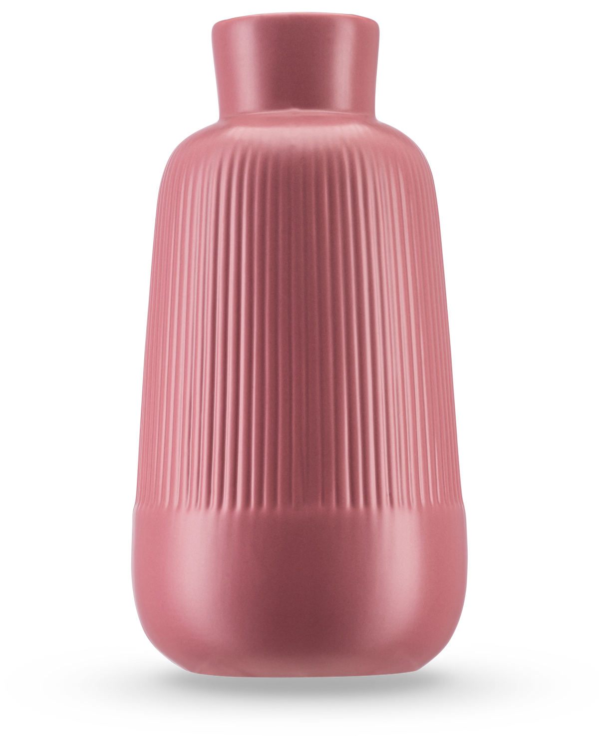De Vaas Notes 25 cm oud roze heeft een matte keramische afwerking, een brede body, smalle hals en verticale ribbels aan de bovenkant. De gladde ronde basis en het minimalistische ontwerp maken hem ideaal voor het presenteren van zijden bloemen.