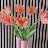 Zijden kunstbloemen boeket Franse Parkiet Tulp koraal