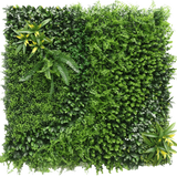 De Kunsthaag Crush 100x100 cm UV is een weelderig groene verticale tuin met dichte, bladerrijke planten en varens in verschillende texturen en groene tinten, gerangschikt in een vierkant patroon tegen een witte achtergrond.