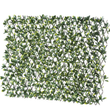 De Kunsthaag Prunus Uitschuifbaar 200x100 cm is een rechthoekig paneel van kunstgroene bladeren op een kunststof rooster, dat zorgt voor een weelderige, dichte uitstraling van je ruimte.