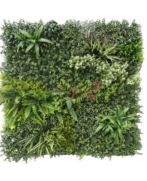 De Kunsthaag Prestige 100x100 cm UV is een vierkant paneel van kunstgroen gebladerte met gemengde bladplanten, varens, gevarieerde texturen en tinten groen, plus clusters van kleine witte en rode bloemen. De achtergrond is wit.